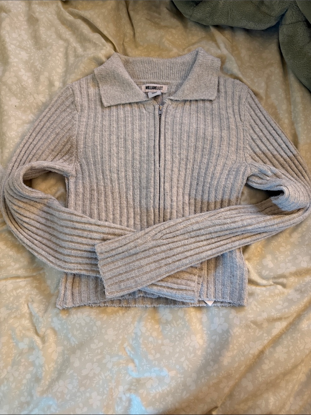 William Rast Light Gray Ribbed Zip-Front Cropped Shirt